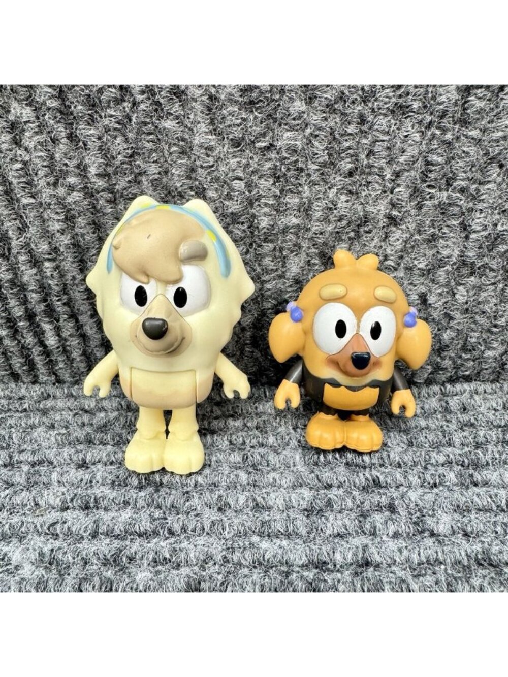 Bluey Friend Family Missy & Judo Figure Lot Aussie Terrier Dog Chow Chow Fancy
